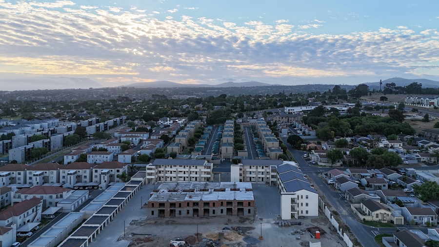 2 Bedroom Property for Sale in Vredekloof Western Cape